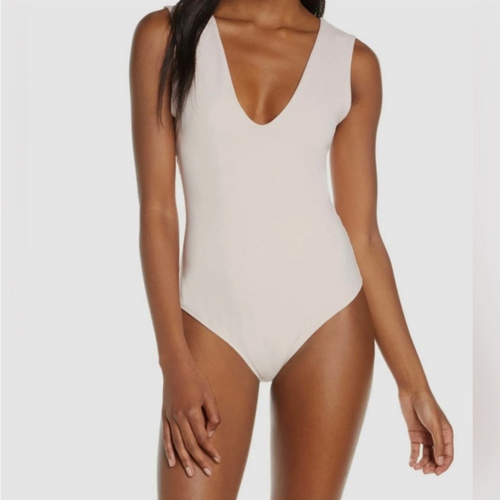 FREE PEOPLE Keep It Sleek Sleeveless Bodysuit SZ LARGE WHITE $58